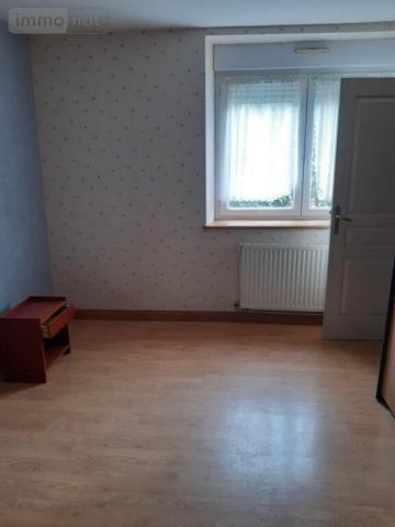 Maison de ville à vendre à Guerlédan dans les Côtes-d'Armor (22530), ref : 063-395 Maison de ville à vendre à Guerlédan dans les Côtes-d'Armor (22530), ref : 063-395