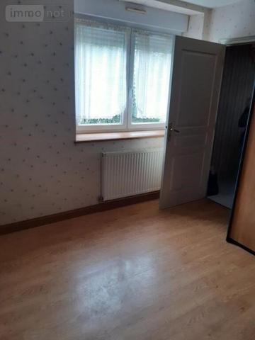 Maison de ville à vendre à Guerlédan dans les Côtes-d'Armor (22530), ref : 063-395 Maison de ville à vendre à Guerlédan dans les Côtes-d'Armor (22530), ref : 063-395