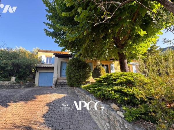 VILLA VUE SPLENDIDE AVEC PISCINE GARAGE CAVE ET TERRAIN NYONS 