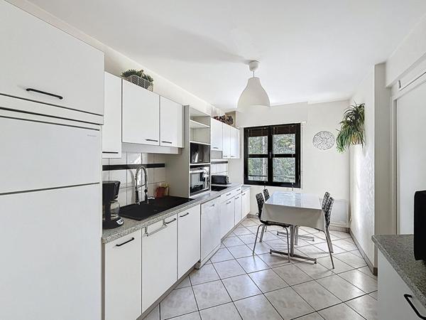 Appartement 85 m² - Parc Perotaux, proche gare et centre ville