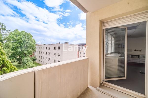 Rare - immeuble mixte monopropriété 5 307 €/mois saint-louis