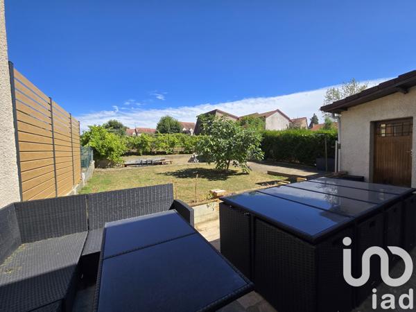 House for sale 5 rooms 103 m² Cherisy