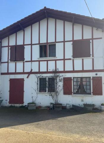 Appartement Arcangues T4 jardin avec travaux
