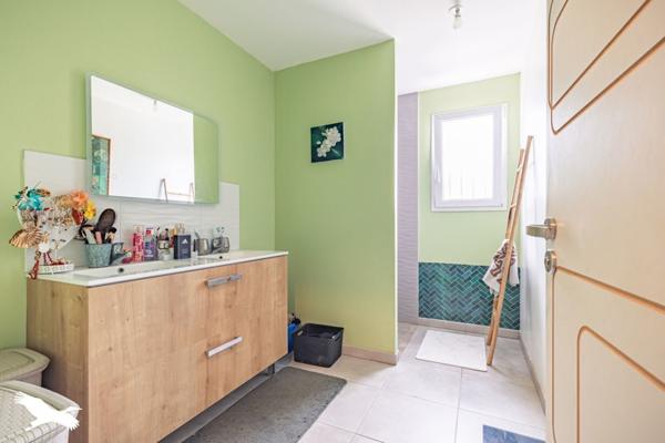 Maison à vendre |  Tonnay-Charente |  4 pièces | 102 m²