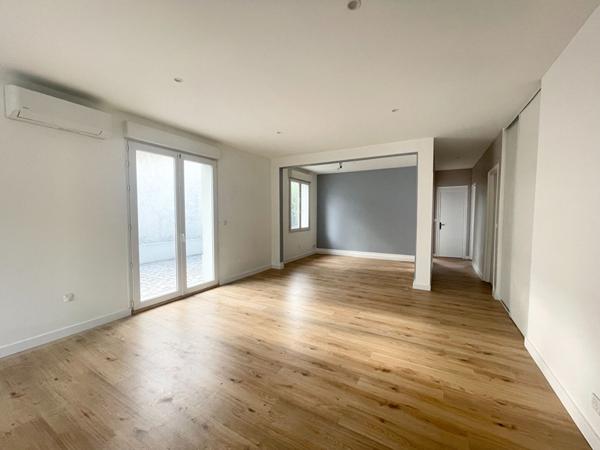 LORMONT - Maison 4 pièces 94 m2 - Non mitoyenne - Grand garage - Dépendance