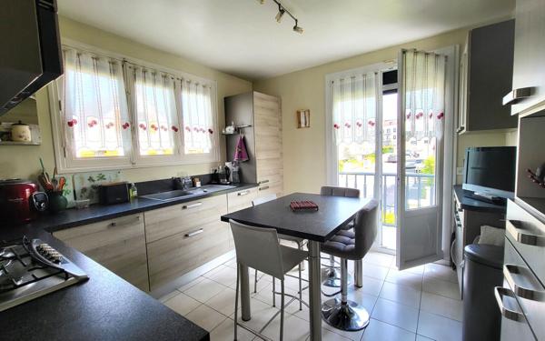 Maison à vendre    6 pièces •  Compiègne