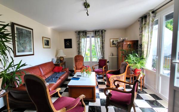 Maison à vendre    6 pièces •  Compiègne