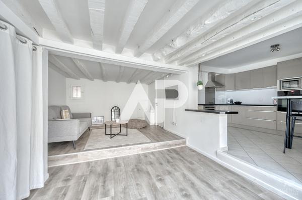 Appartement Rueil Malmaison 2 pièce(s) 49.04 m2 €299 000 ** - Référence 19707