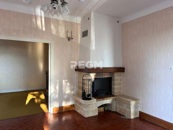 Lescar (64230) Maison de 167 m2 sur un terrain de 1000 m2 - Lescar-