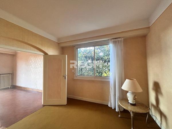 Lescar (64230) Maison de 167 m2 sur un terrain de 1000 m2 - Lescar-