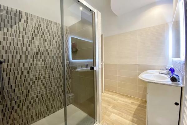 Nice centre proche Jean Médecin- Iconic 3P, 76m² rénové.