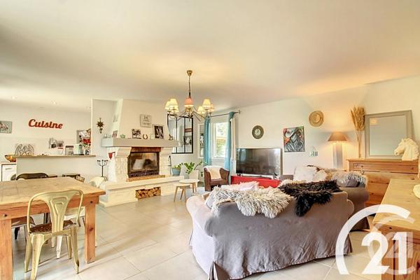 Maison à vendre  5 pièces - 94,74 m2 CHEVAL BLANC - 84