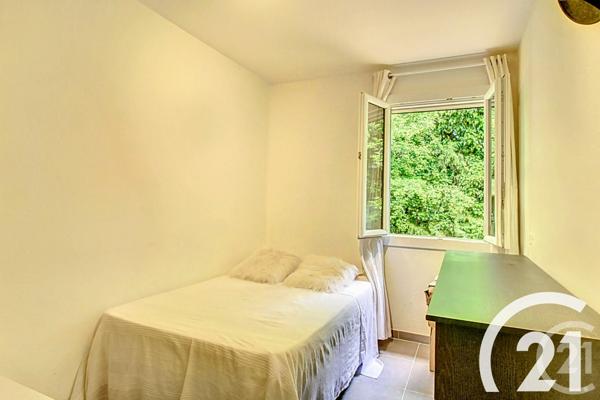 Maison à vendre  5 pièces - 94,74 m2 CHEVAL BLANC - 84