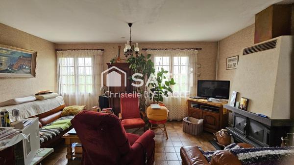 Maison économe en énergie au cœur d’un cadre verdoyant