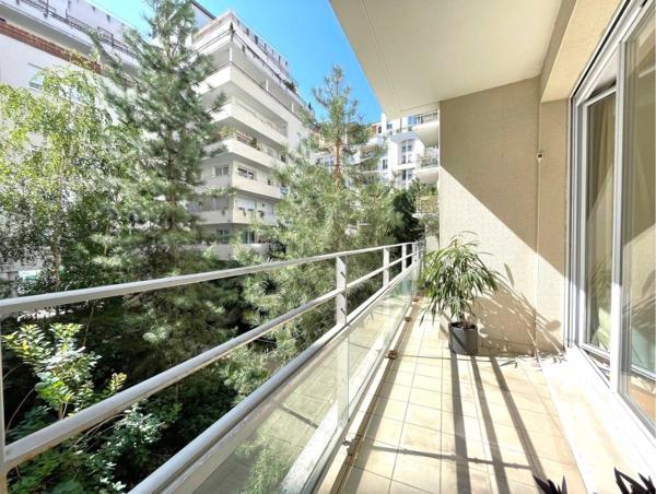 Vente / Appartement T2 à Courbevoie (92400)