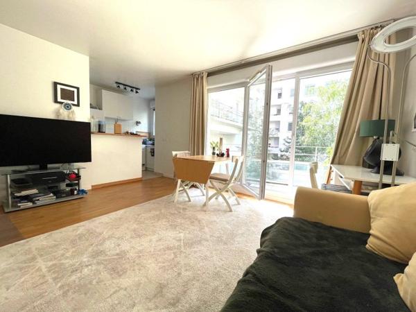 Vente / Appartement T2 à Courbevoie (92400)