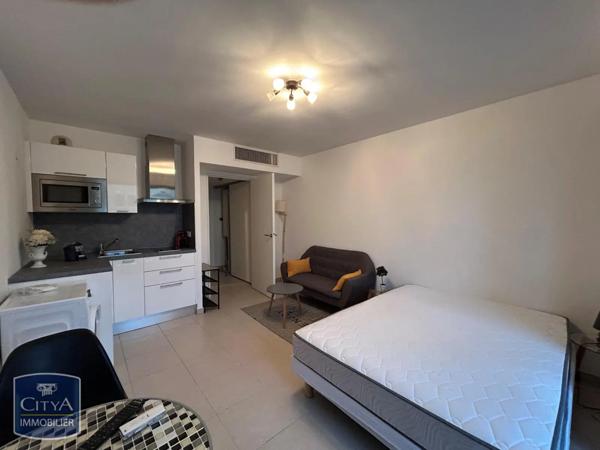 Appartement à louer 1 pièce 20.83m²