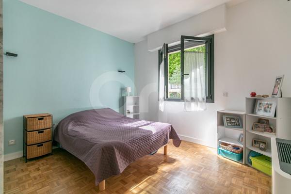 Maison à vendre    7 pièces • 300 m2 Chennevières-sur-Marne