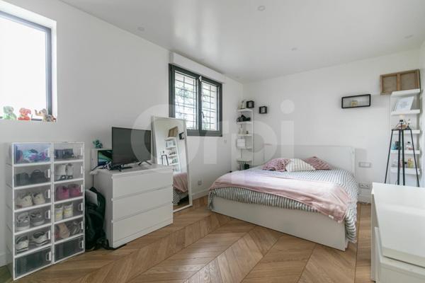 Maison à vendre    7 pièces • 300 m2 Chennevières-sur-Marne
