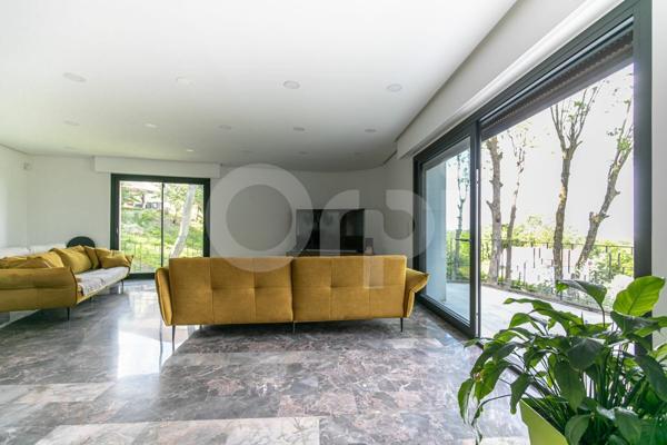 Maison à vendre    7 pièces • 300 m2 Chennevières-sur-Marne