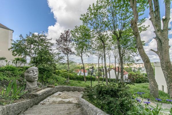 Maison à vendre    7 pièces • 300 m2 Chennevières-sur-Marne