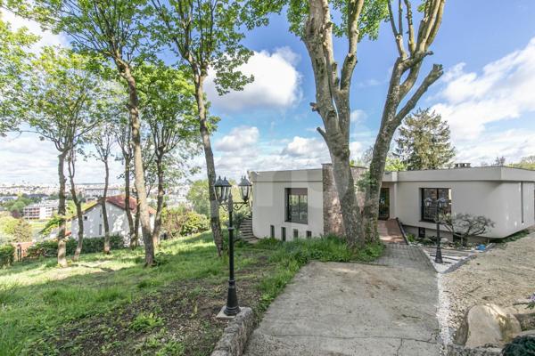 Maison à vendre    7 pièces • 300 m2 Chennevières-sur-Marne