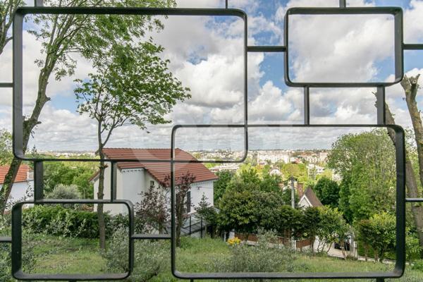 Maison à vendre    7 pièces • 300 m2 Chennevières-sur-Marne