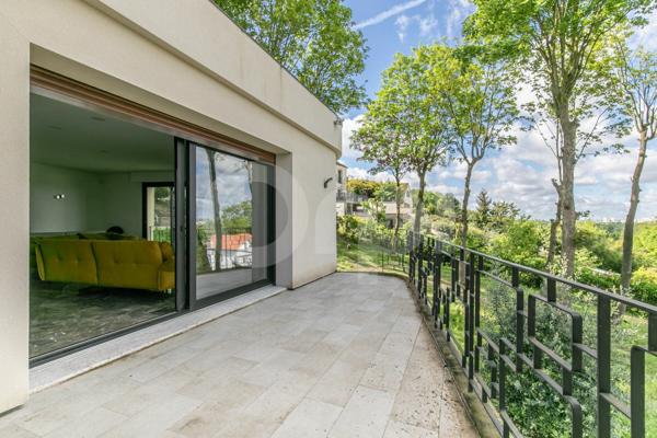 Maison à vendre    7 pièces • 300 m2 Chennevières-sur-Marne