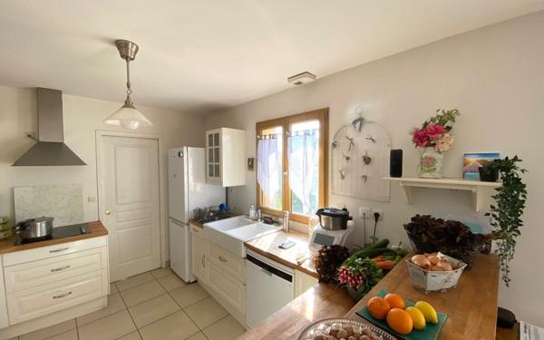 Maison à vendre    6 pièces •  Guerville