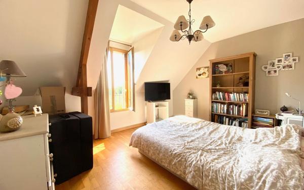 Maison à vendre    6 pièces •  Guerville