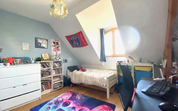 Maison à vendre    6 pièces •  Guerville