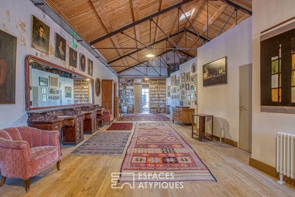 Espace polyvalent dans une ancienne manufacture en bord de Sorgue