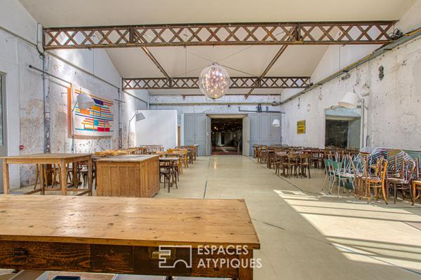 Espace polyvalent dans une ancienne manufacture en bord de Sorgue