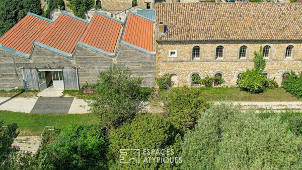 Espace polyvalent dans une ancienne manufacture en bord de Sorgue