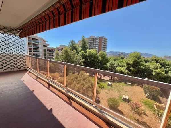 Appartement Marseille 5 pièce(s) 103 m² LE CORINTHE proche Castellane Parking en sus