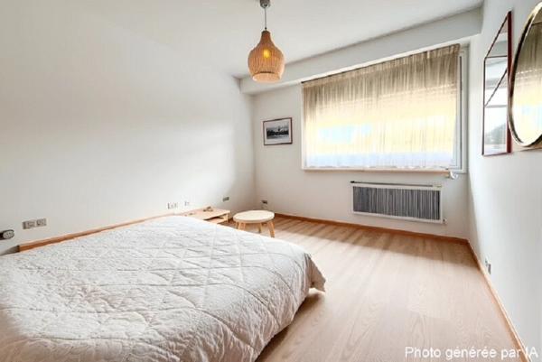 Appartement Marseille 5 pièce(s) 103 m² LE CORINTHE proche Castellane Parking en sus