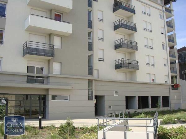 Appartement à louer 1 pièce 27.85m²