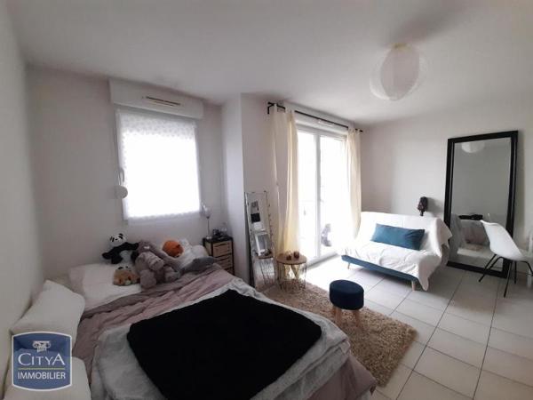 Appartement à louer 1 pièce 27.85m²