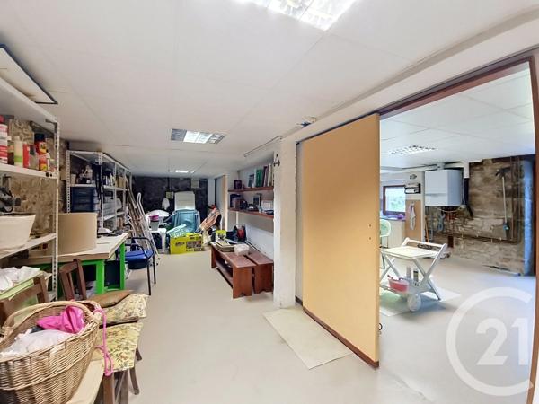 Maison à vendre  5 pièces - 141,75 m 2   CHATELAUDREN  - 22