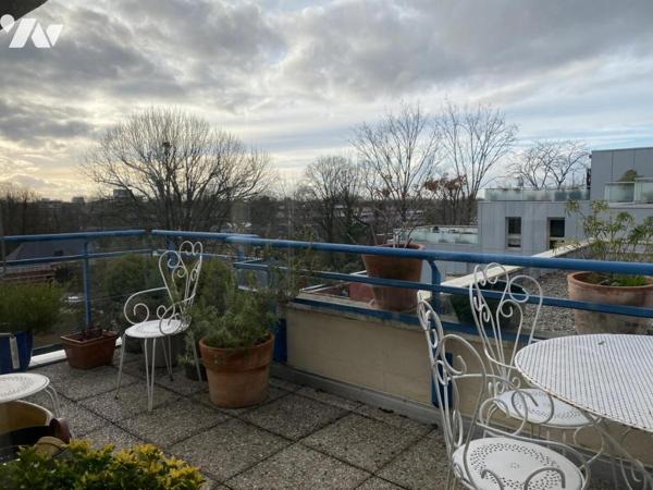 A VENDRE APPARTEMENT T4 AVEC TERRASSE GARAGE PARKING ET CAVE