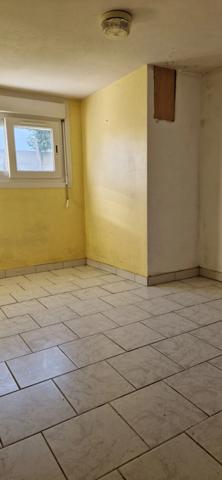 Maison à vendre PLOUMAGOAR (22)