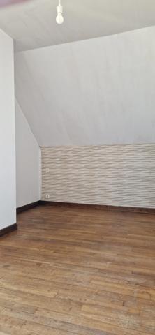 Maison à vendre PLOUMAGOAR (22)