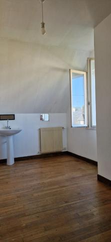 Maison à vendre PLOUMAGOAR (22)