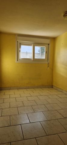 Maison à vendre PLOUMAGOAR (22)