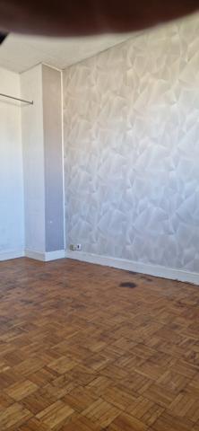 Maison à vendre PLOUMAGOAR (22)