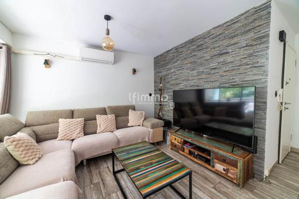 Appartement T4/T5 refait à neuf et sa terrasse - 13010