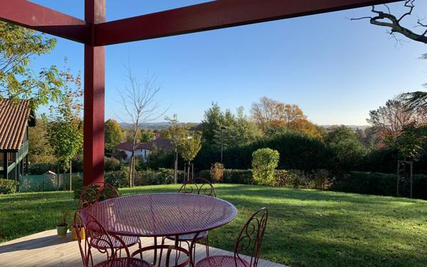 Appartement à vendre    4 pièces • 88,72 m2 Bassussarry