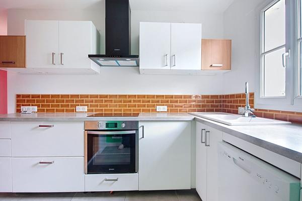 APPARTEMENT RUEIL-MALMAISON COEUR DE VILLE 4 PIECES 3 CHAMBRES AVEC BOX ET CAVE REFAIT A NEUF