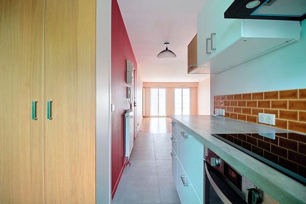 APPARTEMENT RUEIL-MALMAISON COEUR DE VILLE 4 PIECES 3 CHAMBRES AVEC BOX ET CAVE REFAIT A NEUF