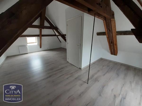 Appartement à louer 2 pièces 60.25m² Cambrai (59400)